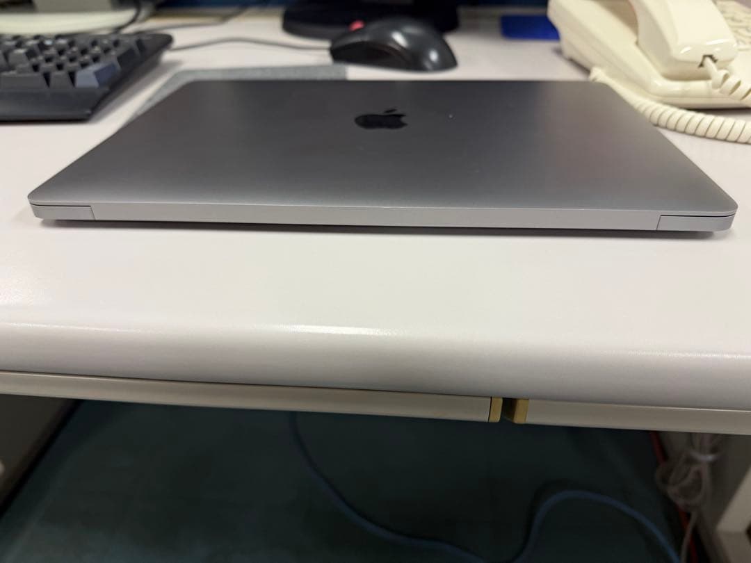 MacBook Air (Retina, 13-inch, 2018) 本体