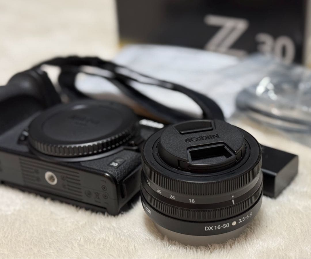 【10/12 7:00までの出品】NikonZ30◇レンズキット