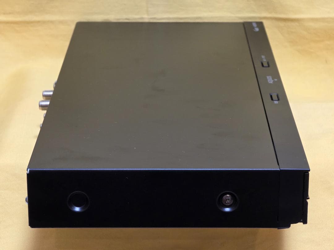 SHARP AQUOS BDレコーダー BD-NW1100　2016年製　稼働品