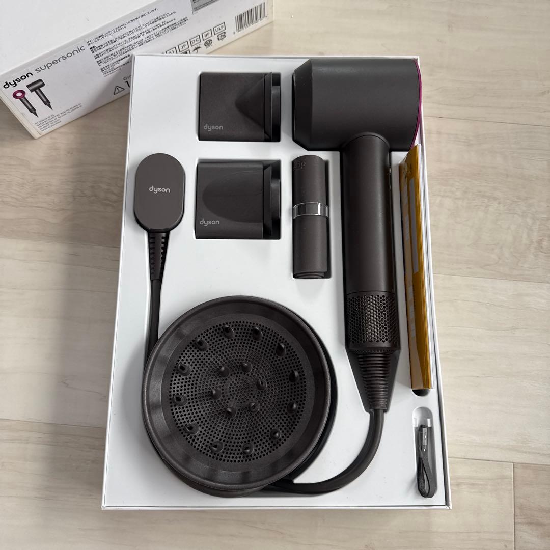 dyson ダイソン HD01 ヘアードライヤー 箱付き