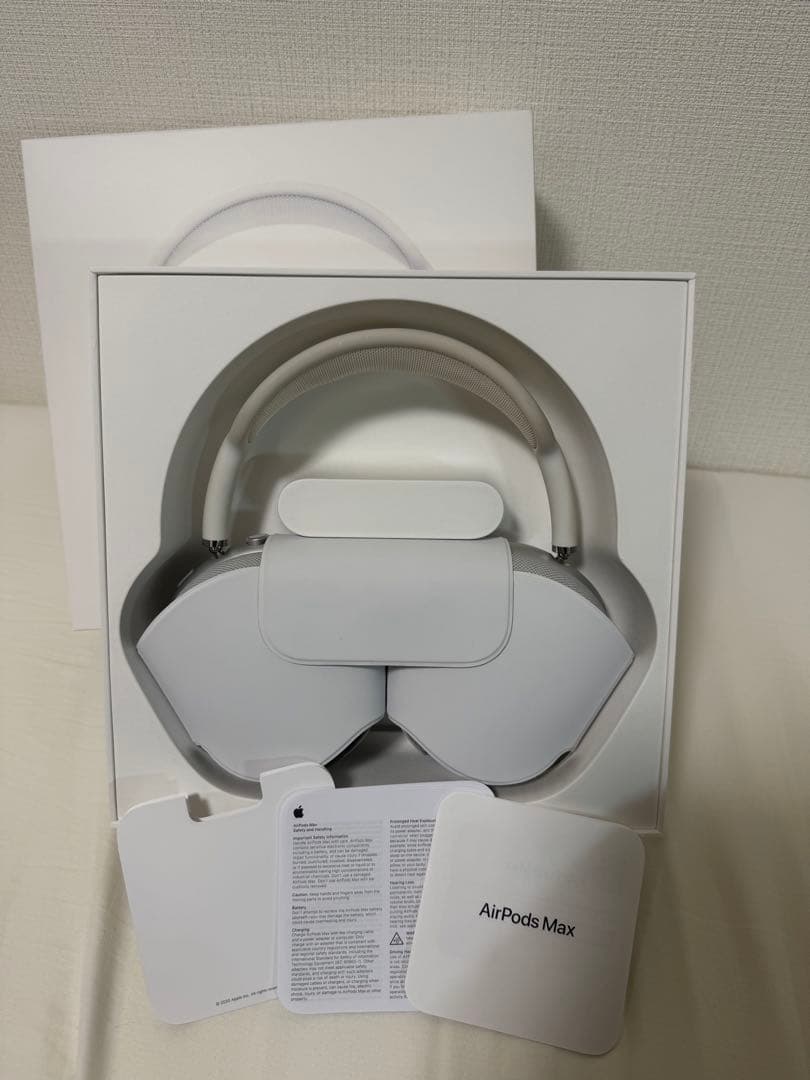 AirPods Max シルバー