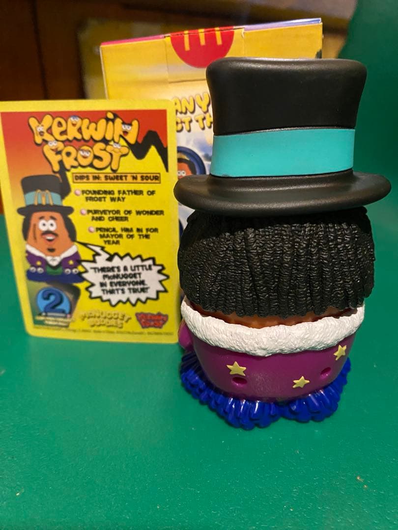 マクドナルド ハッピーミールトイ　カーウィンフロスト ナゲットバディーズ