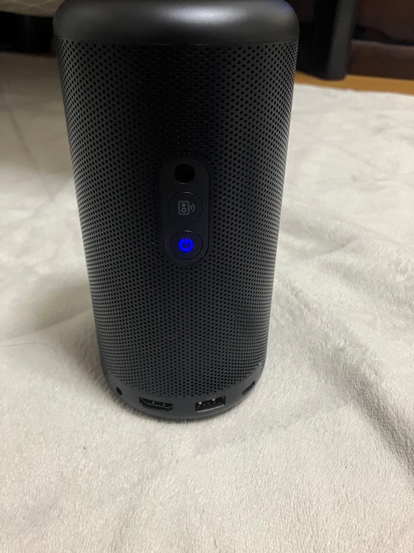 Nebula Capsule 3 ポータブルプロジェクター　ジンバル付