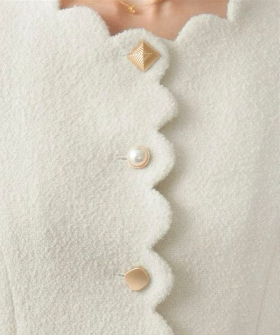 ◆美品◆ Liala×PG スカラップ バラエティボタン ジャケット　アイボリー