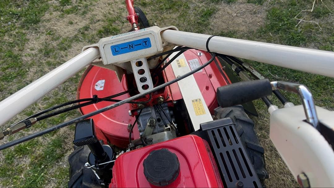 オーレックロータリーモア　自走式草刈機　AM61B 長野県東御市発