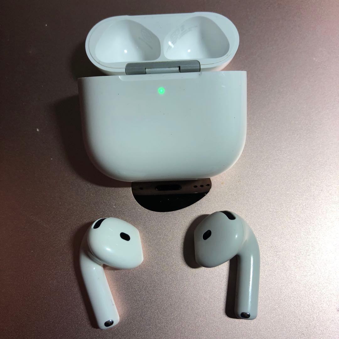 Apple AirPods 第4世代　ANC アクティブノイズキャンセリング