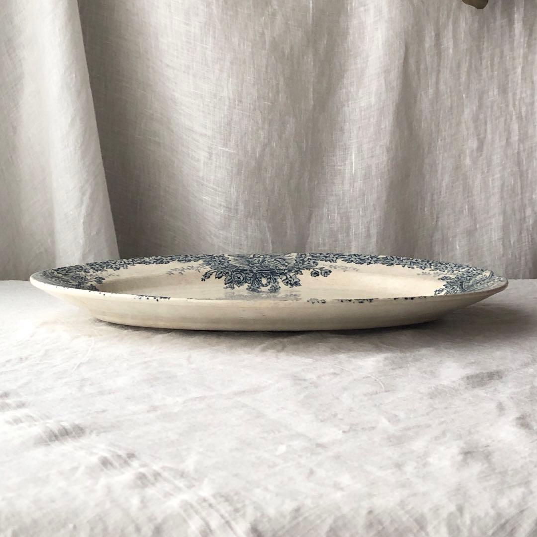 愛らしいオーバルプレート　フランスアンティーク　サンタマン　幸せの使者