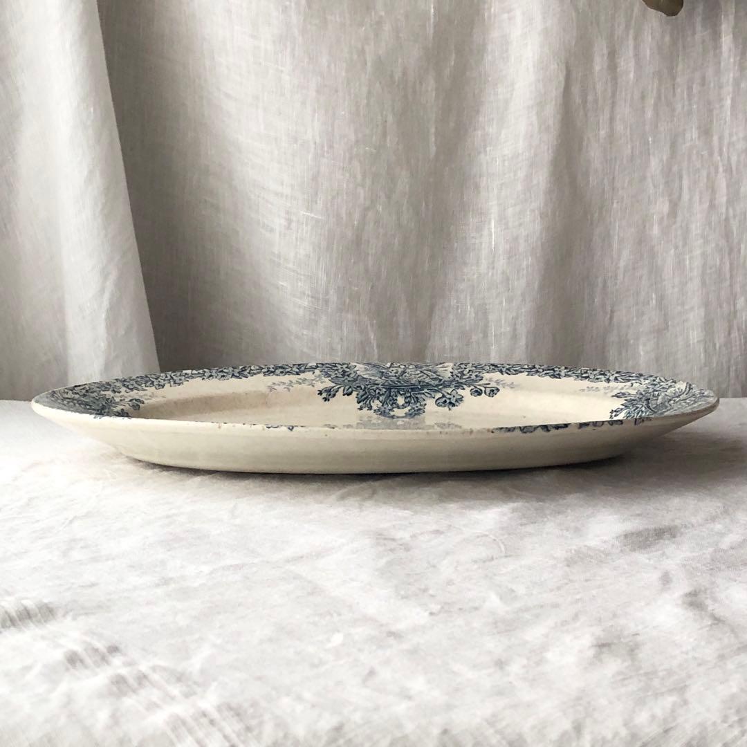 愛らしいオーバルプレート　フランスアンティーク　サンタマン　幸せの使者