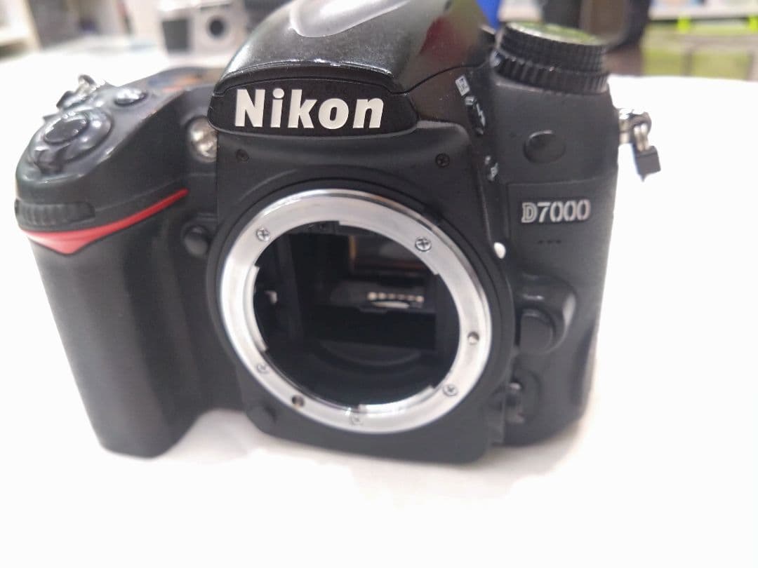 Nikon D7000 デジタル一眼レフカメラ　ジャンク