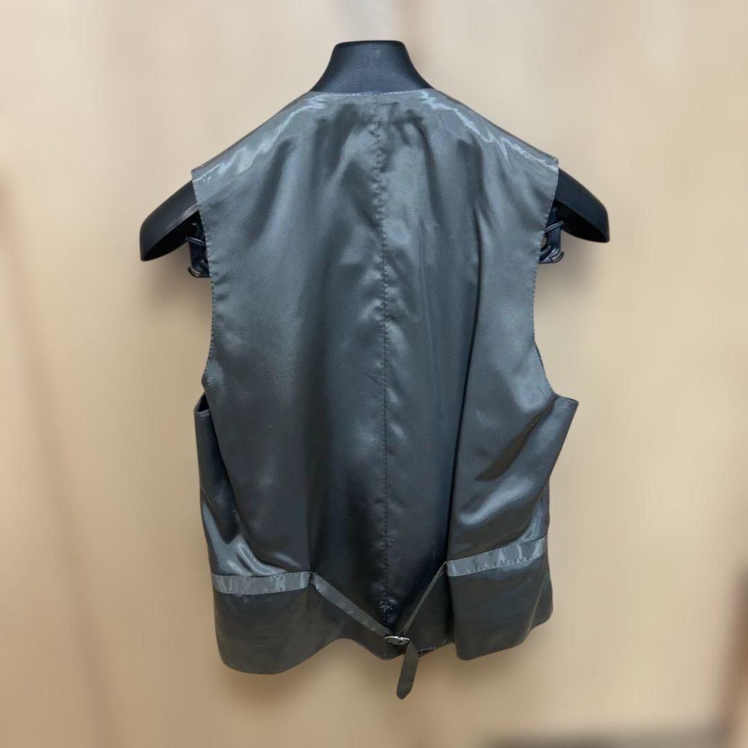 トゥモローランド　グレー ストライプ ビジネススーツ　ベスト付き