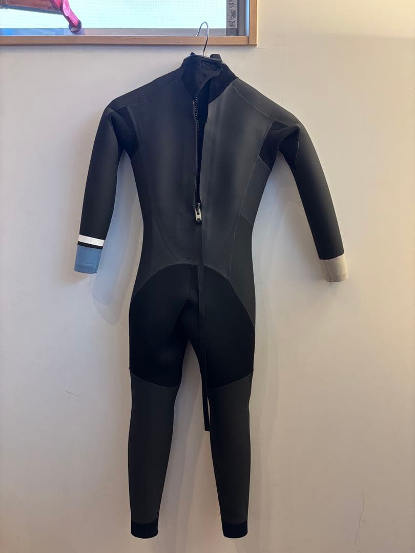 ウェットスーツ ブラック 長袖・長ズボン　fellow