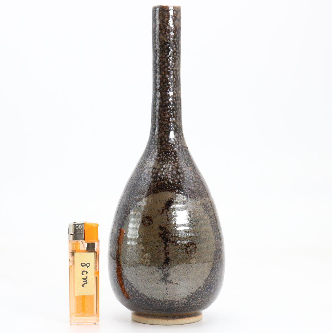 十代 大樋長左衛門(年朗)作 天目釉 魚文花入 花瓶 花器　AB844　DD