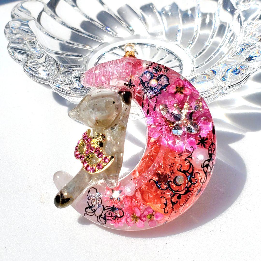 やっちゃん　　佐竹ガラス・天然石のフラワー　オルゴナイト　レジンネックレス