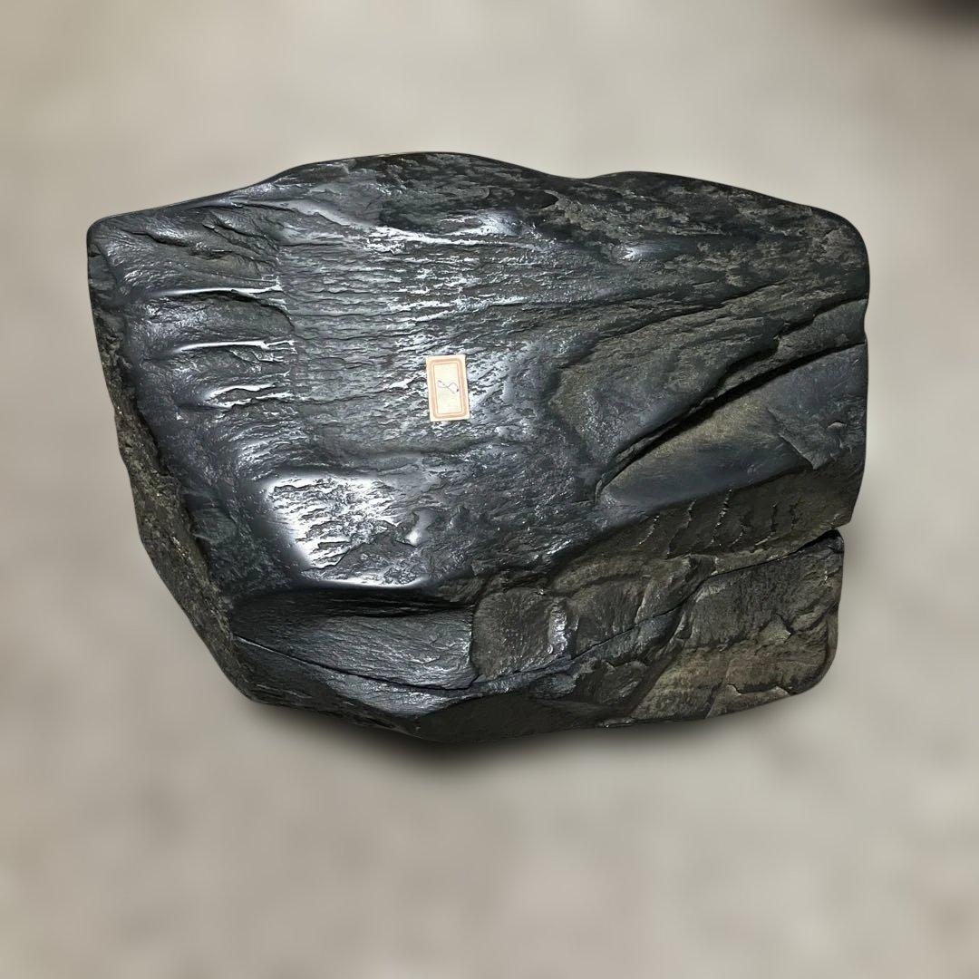硯　龍渓石