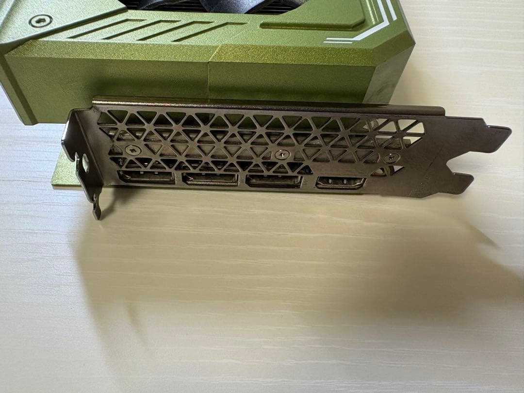 グラフィックボード・グラボ・ビデオカード manli rtx4070 super 12gb