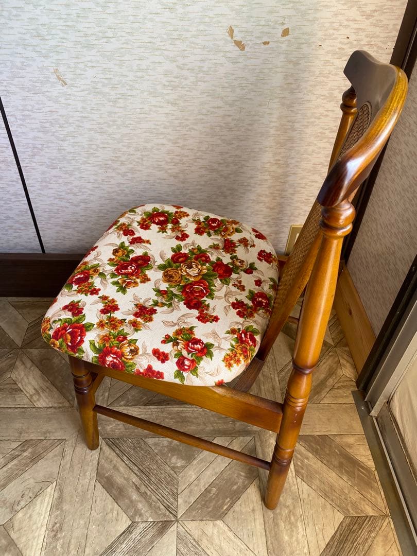 トーヨーファニチャー　花柄　ダイニングチェア　レトロ　ヴィンテージ　TOYO