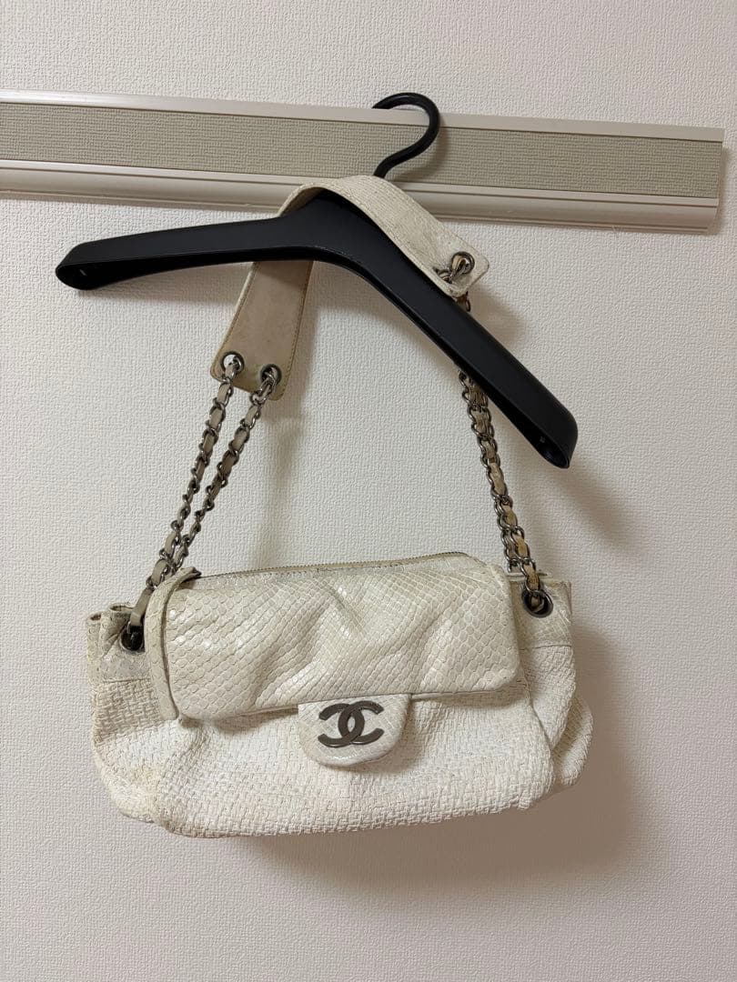 CHANEL ホワイトツイード ショルダーバッグ
