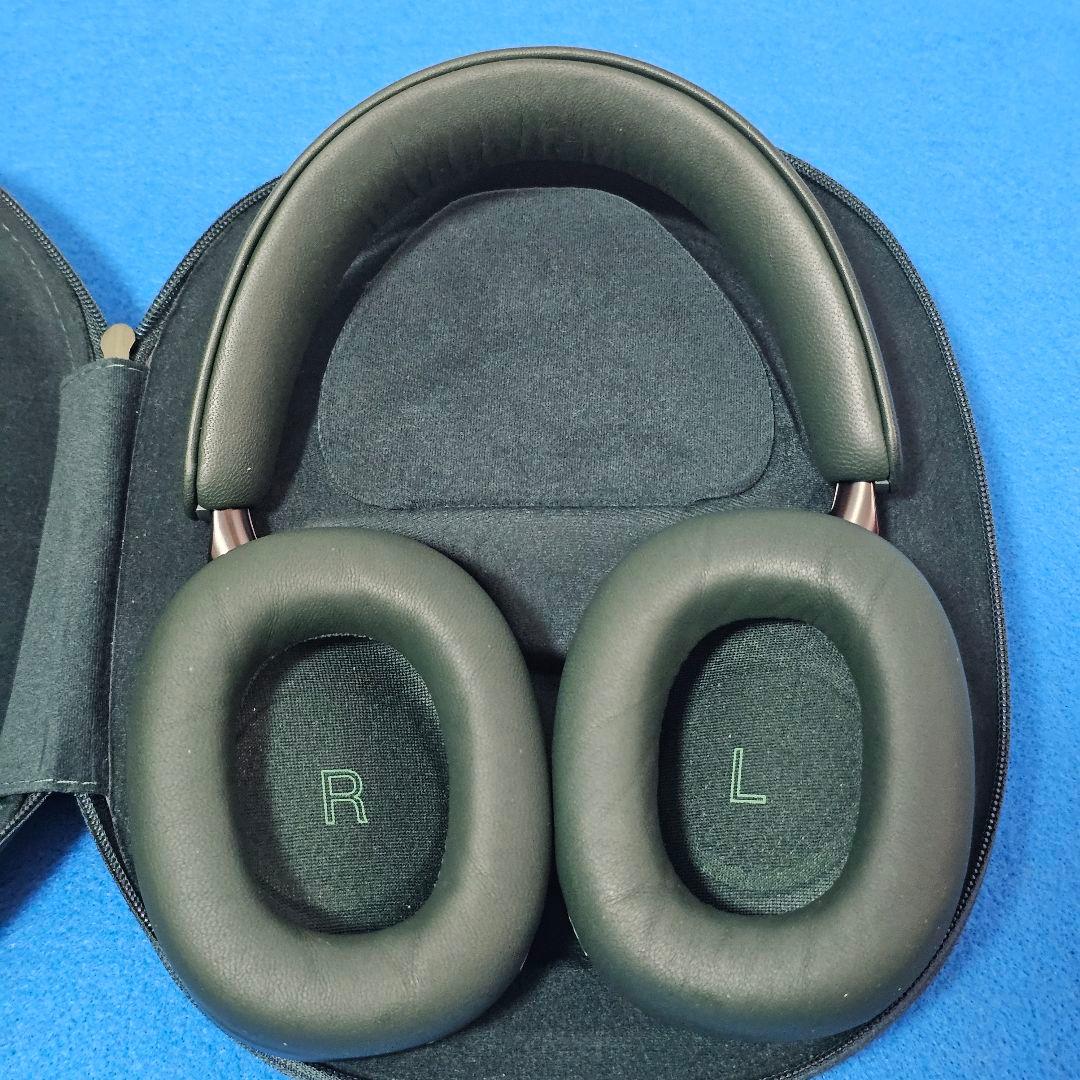 Bowers & Wilkins Px8 (ダーク・フォレスト)