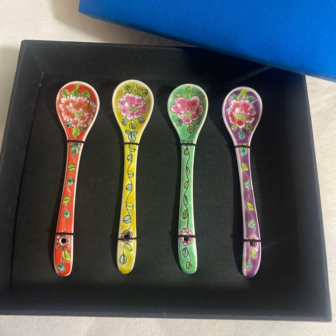 プラナカン　スプーン　4本セット　箱入り　シンガポール