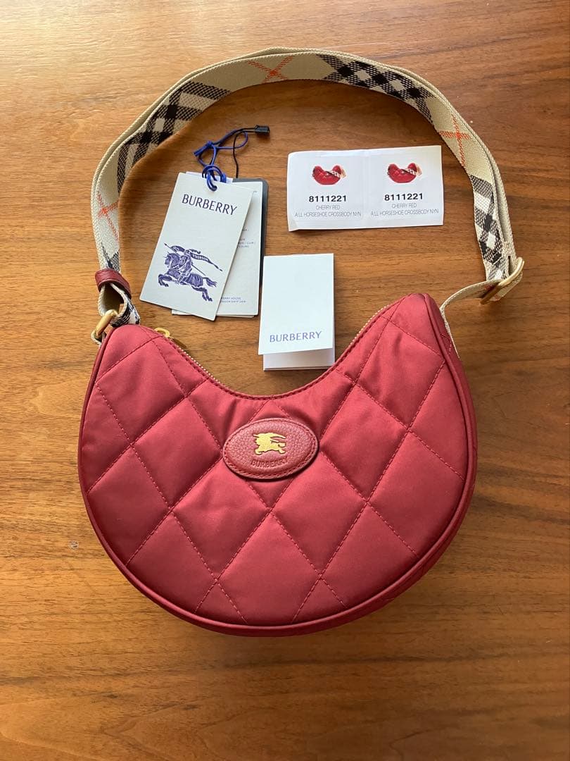 【2月で終了】【新品未使用】バーバリーホースシュークロスボディバッグ