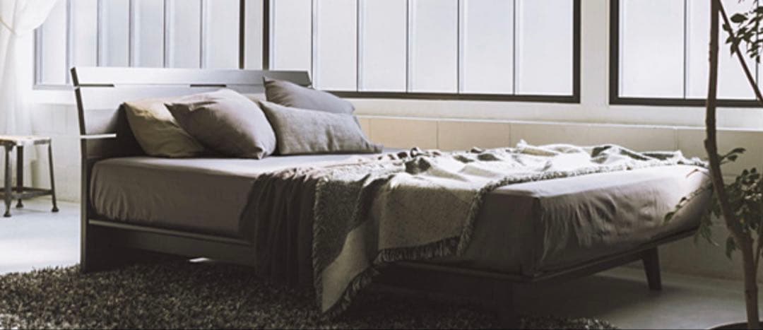 カリモクベッドフレーム　セミダブル　NU82 送料込み　本日まで‼️