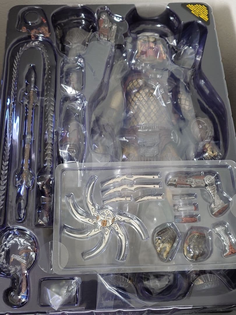 ホットトイズ1/6ウルフ・プレデター（2019年版）