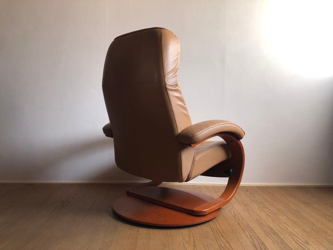 シモンズ フィヨルド リクライニング ラウンジソファ 回転式 本革張り 北欧家具