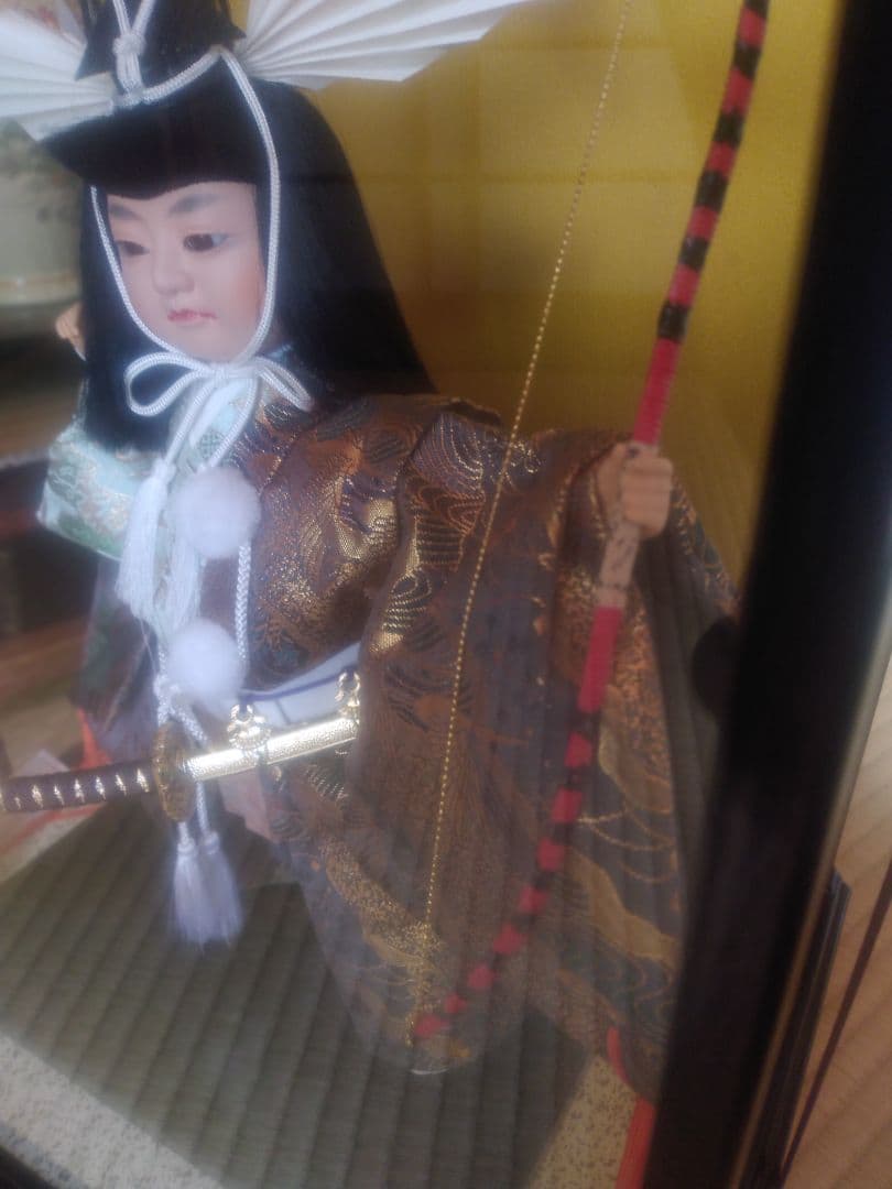 鳴弦の五月人形　高さ42cm