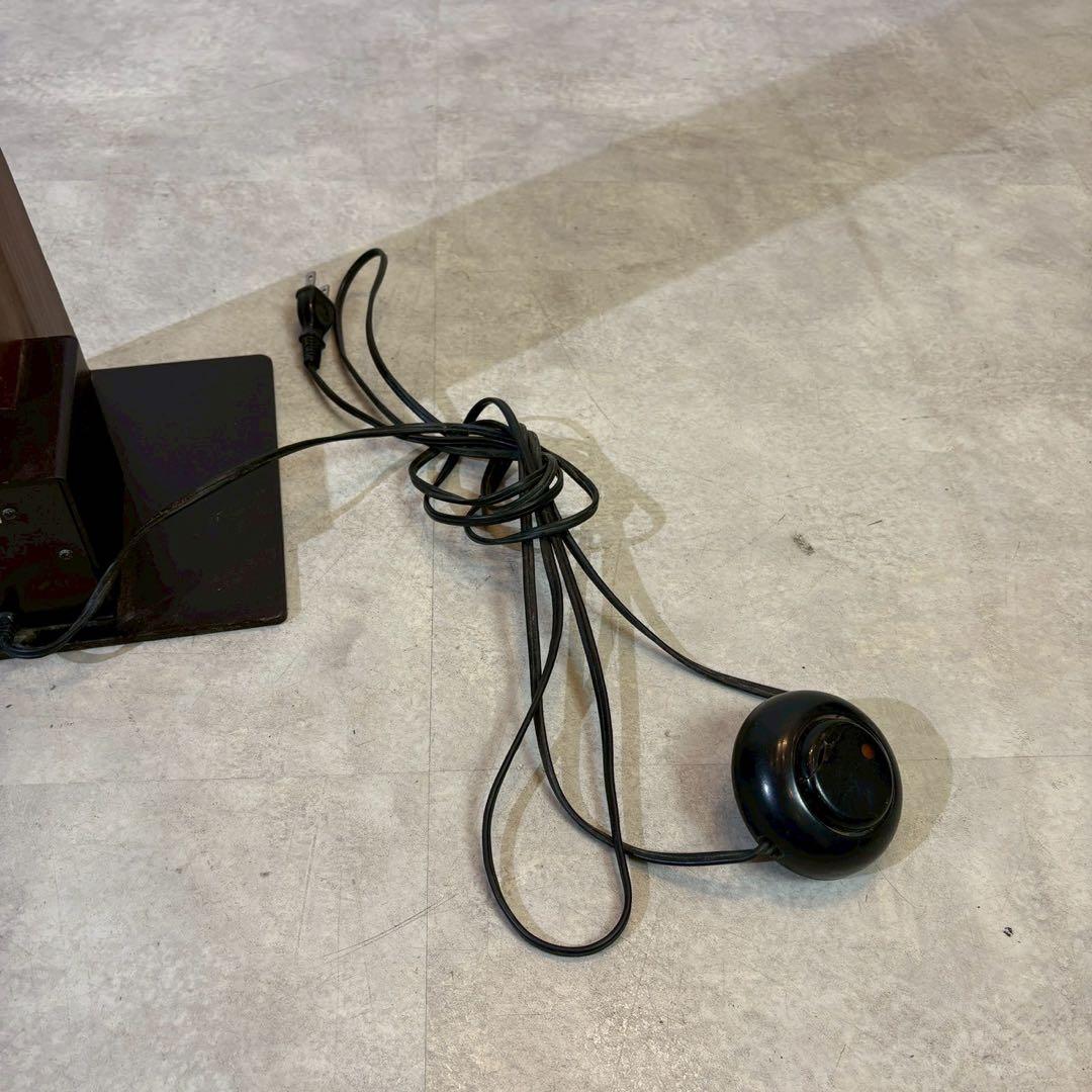 フロアランプ　スタンドランプ　寝室　書斎　真鍮