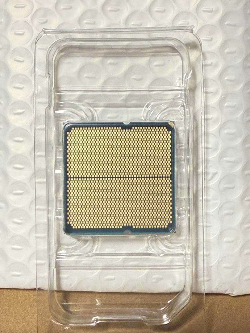 新品未開封　AMD Ryzen 7 9800X3D CPU