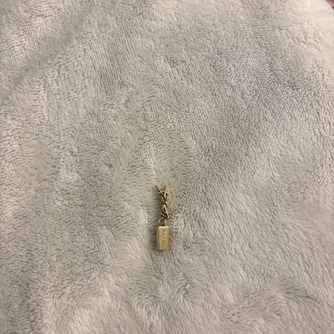 カサンドラ シングル イヤリング（メタル＆ラインストーン）　美品