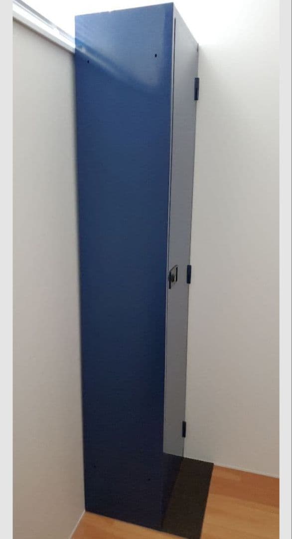 鍵付き【スチールロッカー】