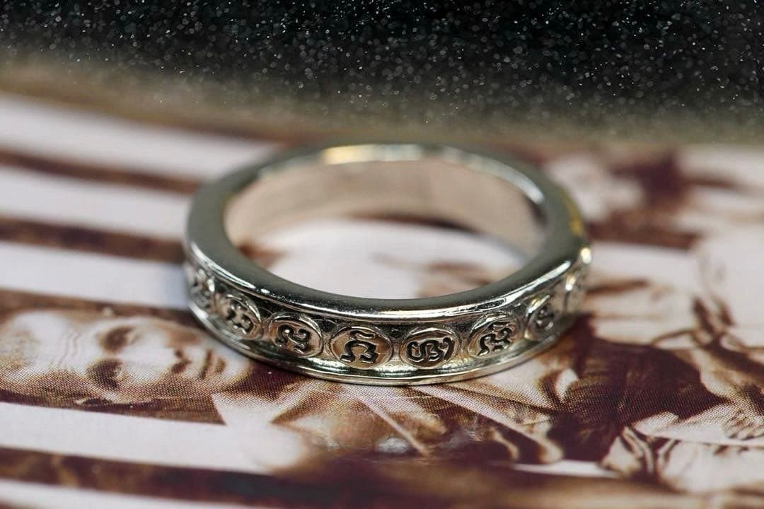 九文字マントラリング　コン師の霊徳を継ぐ  プラクルアン　リング　指輪　19号