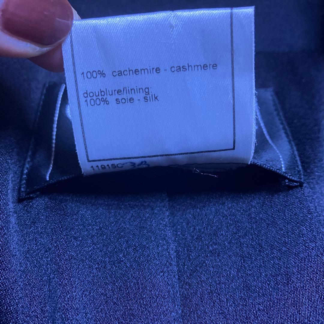 出品は1月6日まで　CHANEL ブラック　シルクコート　サイズ38