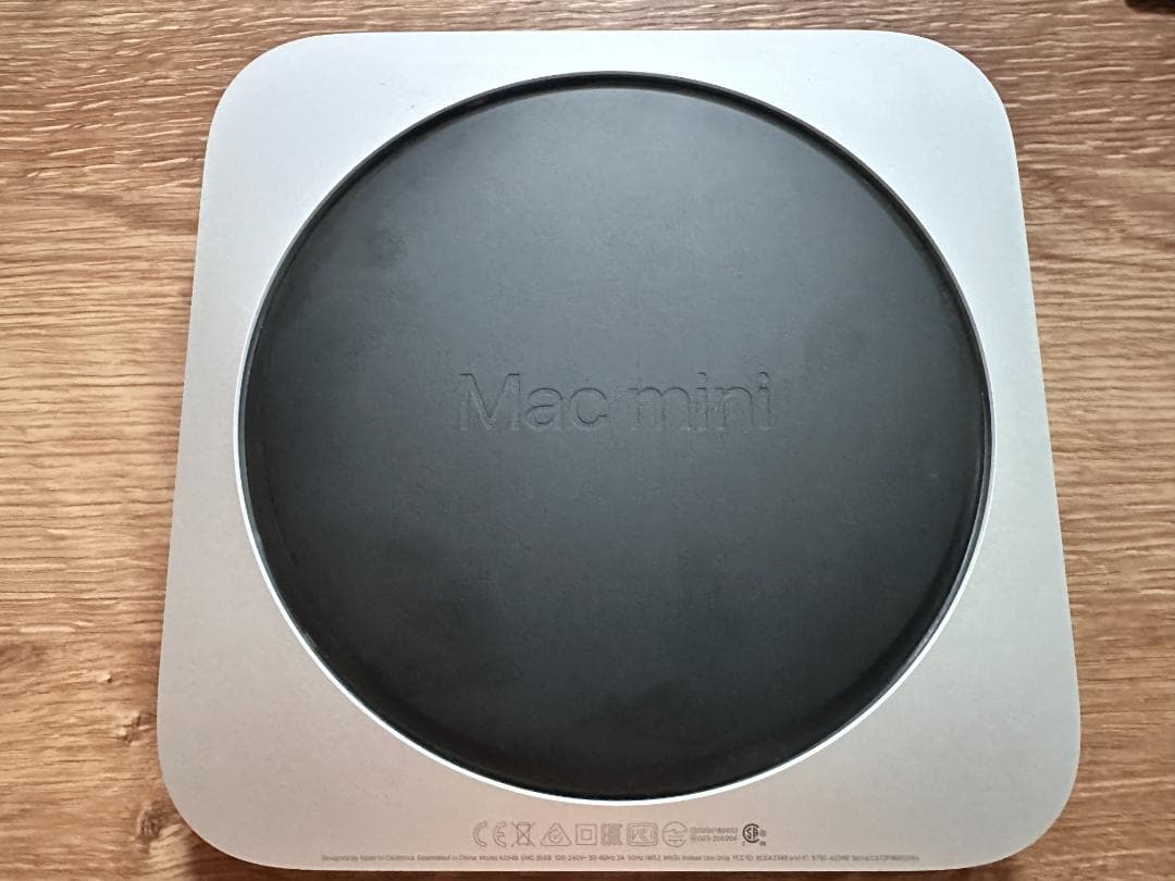 Apple Mac mini 　M1　メモリー８GB 中古品