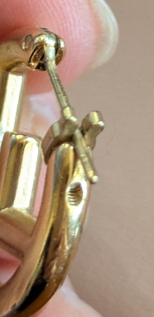 【お値下げ】ＦＥＮＤＩ ロゴデザイン ピアス(片耳用)