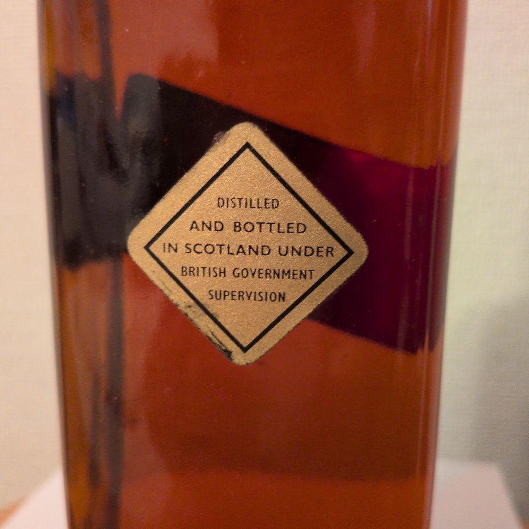 【古酒】ジョニーウォーカー　　黒　　特級　　金キャップ 945ml