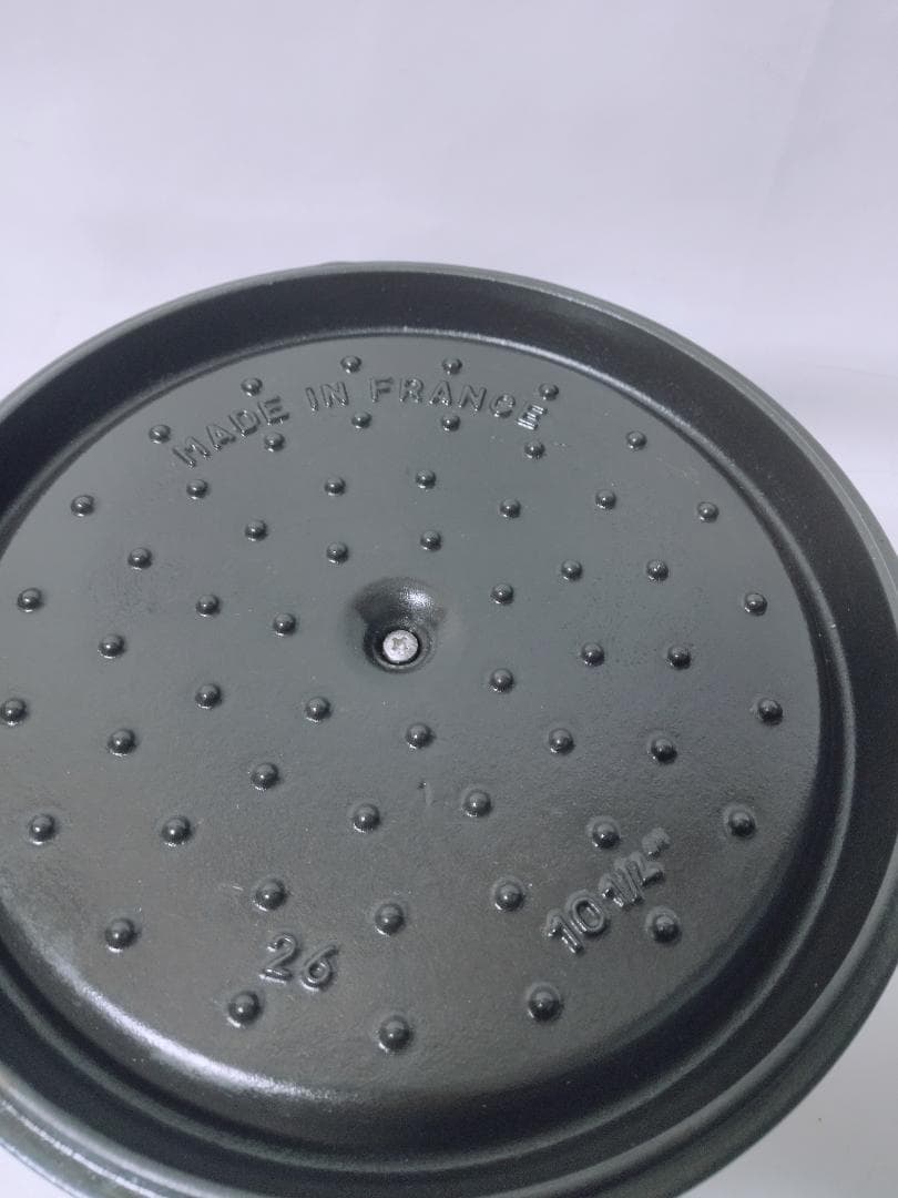 美品 STAUB LA COCOTTE 鋳鉄製 両手鍋 26センチ