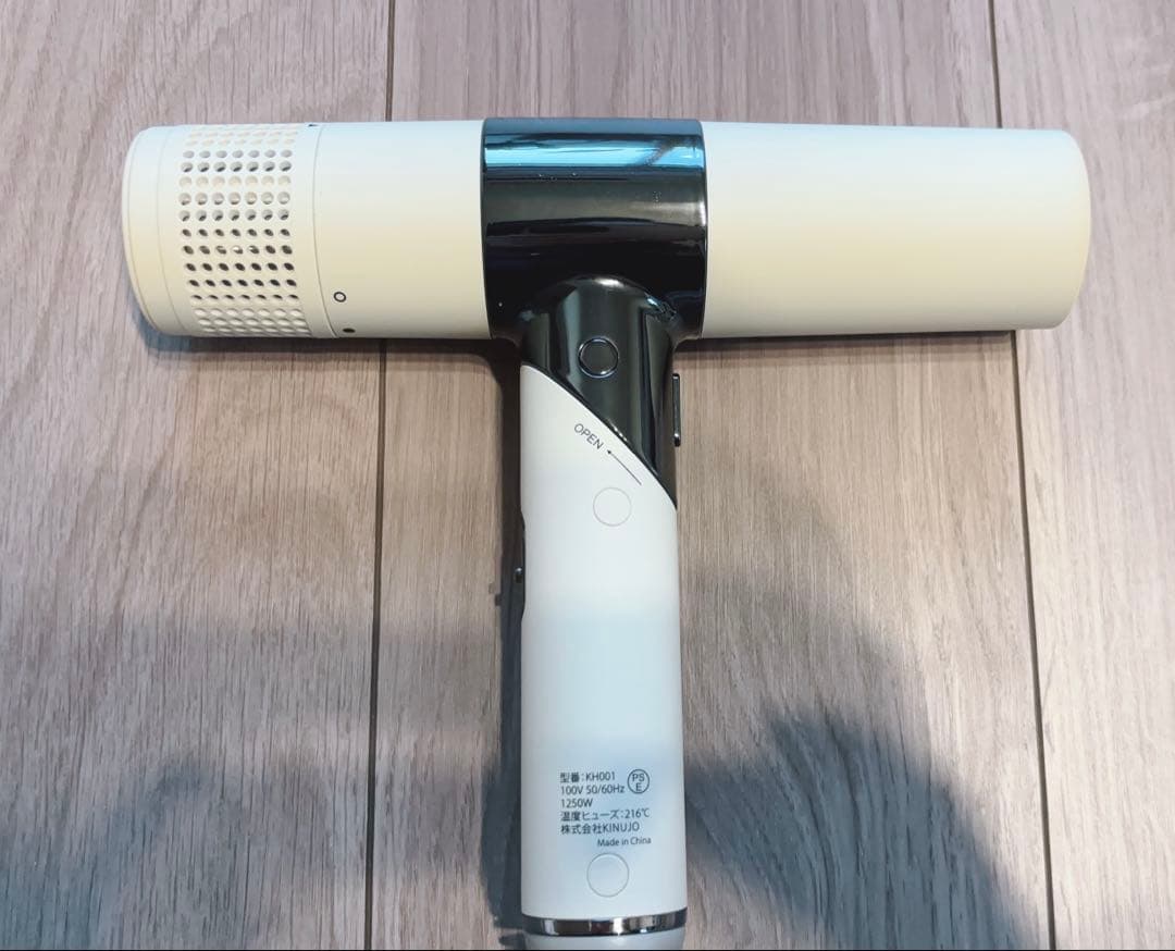 KINUJO キヌージョ ヘアドライヤー　KH001 ホワイト