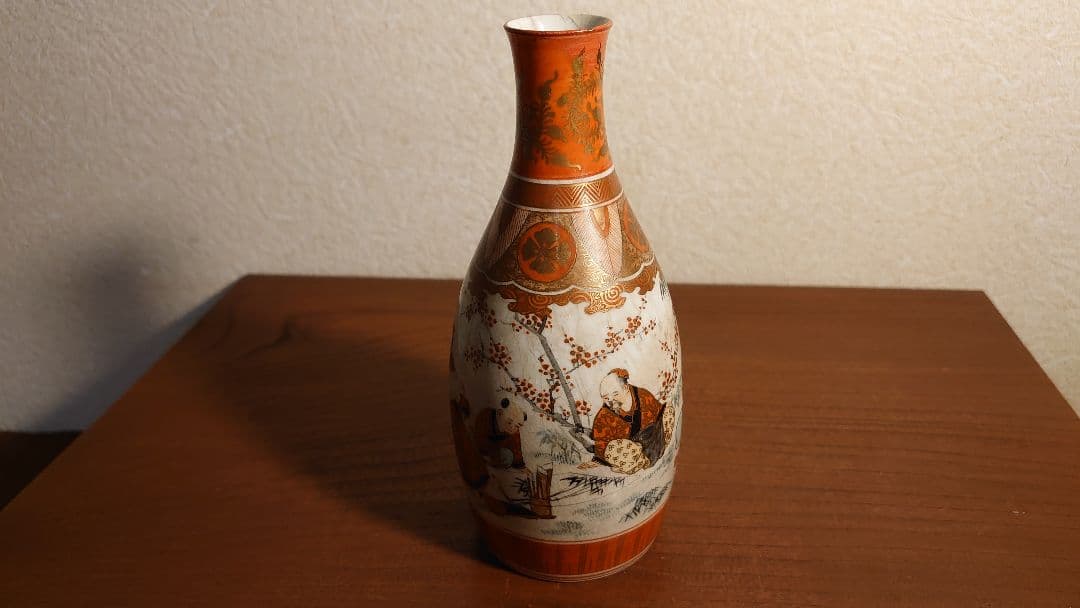 古九谷　九谷焼　徳利　明治九谷　庄三　飯田屋　宮本屋窯　赤絵　金彩　本金　１客