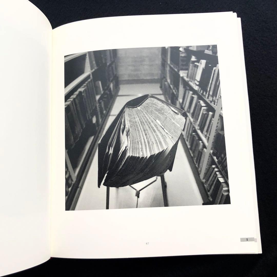 潮田登久子 写真集「ビブリオテカ - 本の景色」2017年 初版 ウシマオダ