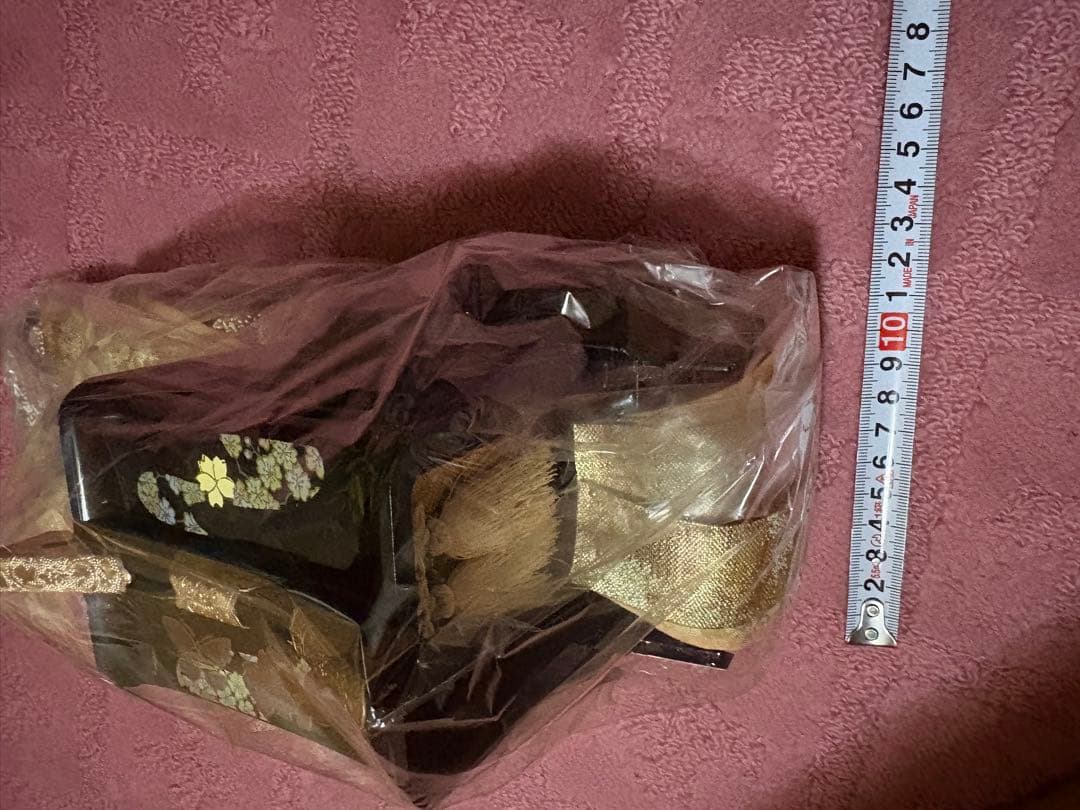 ひな祭り飾りセット 黒地 花模様　勢玉　3段飾り雛道具　おひな様付属品