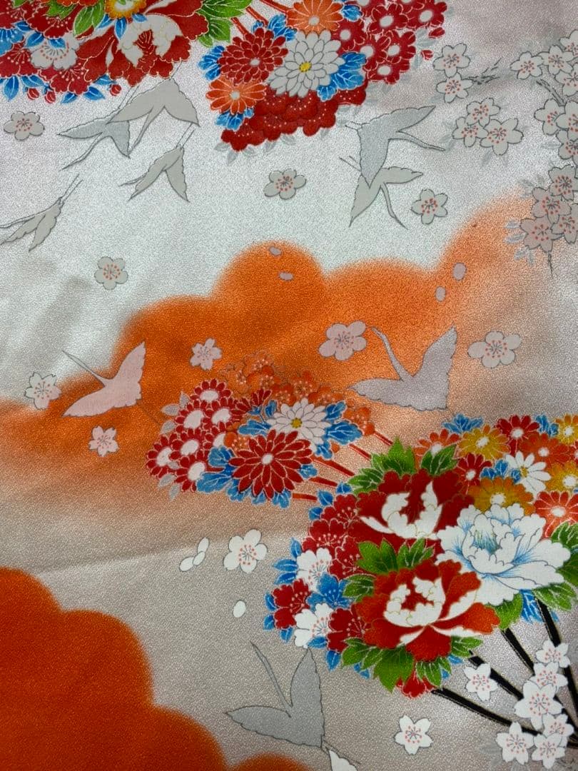 No.88正絹アンティーク子供着物綺麗です。着丈96.5センチ裄丈45.5センチ