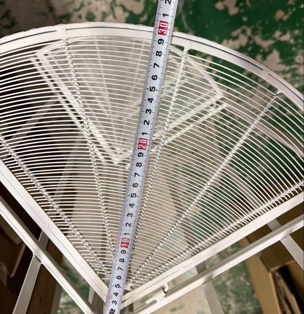 アクシス アイアンコーナーシェルフ ラック ホワイト 未使用新品 店舗や事務所に