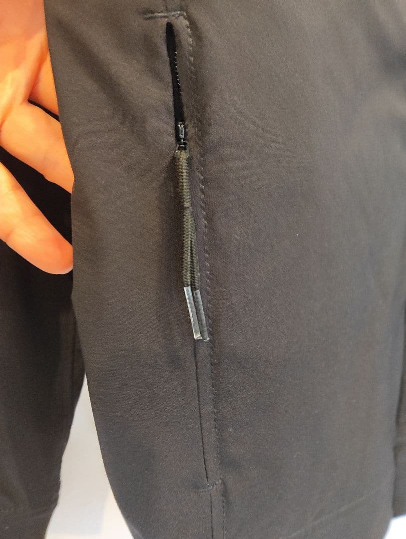 ストーンアイランド　Stone　ナイロンジャケット　140 ジュニア