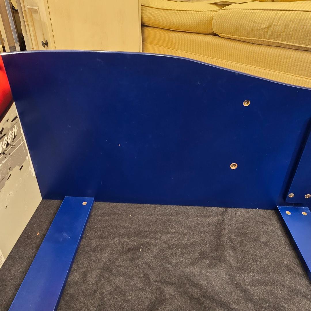 i+【引取大歓迎】 Delta ディズニー ピクサー カーズ ベットフレーム