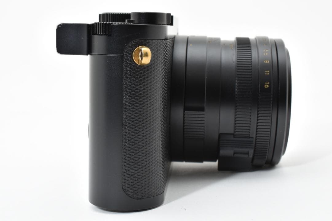 ライカ Q2 Daniel Craig × Greg Williams 223