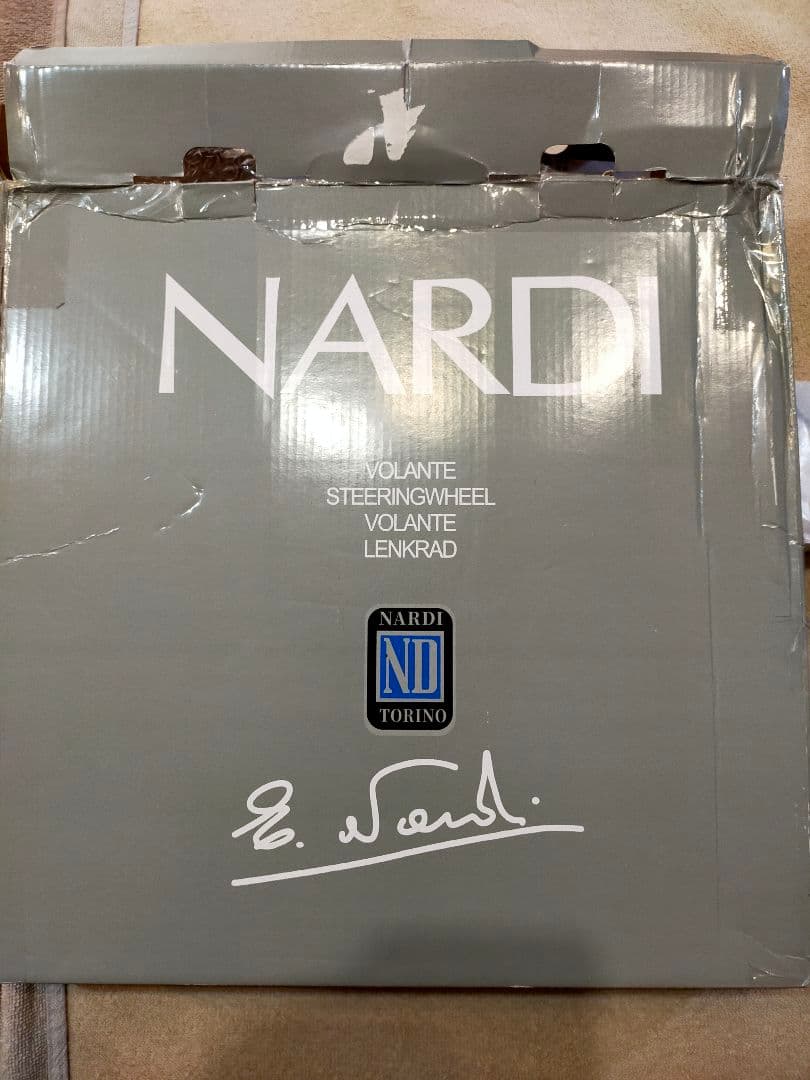 Nardi ND ステアリングホイール ウッド製