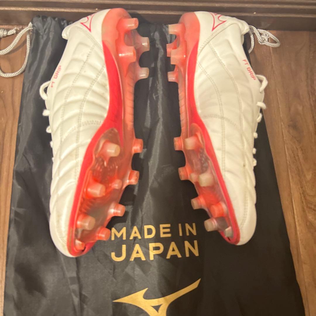 Mizuno レビュラJAPAN サッカーシューズ ホワイト/レッド 27.0