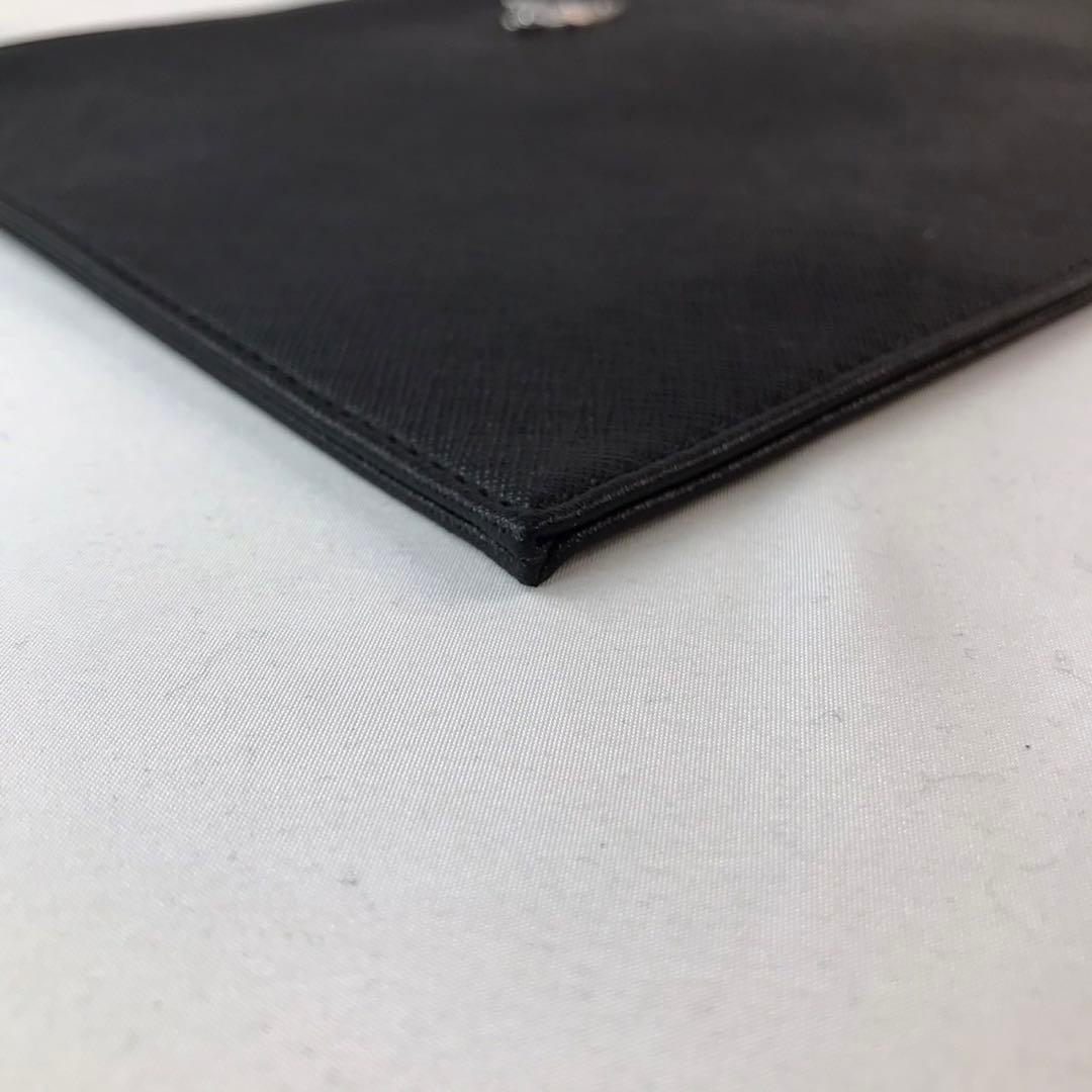 【極美品】ヴィヴィアンウエストウッド　クラッチバッグ　ヴィーガン　オーヴ　黒